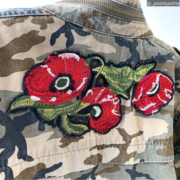 Fashion Nova s camouflage woman’s utitlity tie waist jacket long sleeve - Picture 11 of 17